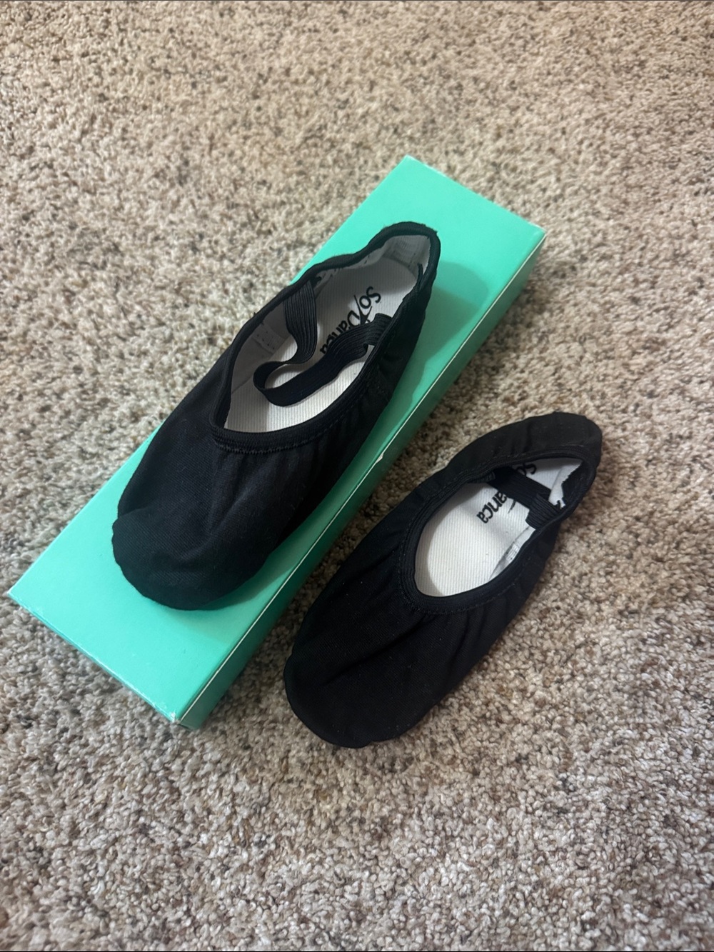 SoDanca, Kids stretch canvas ballet slipper BLACK